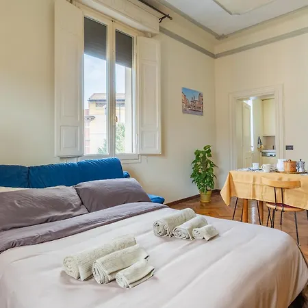 Xiigiugno Boutique * Bologna